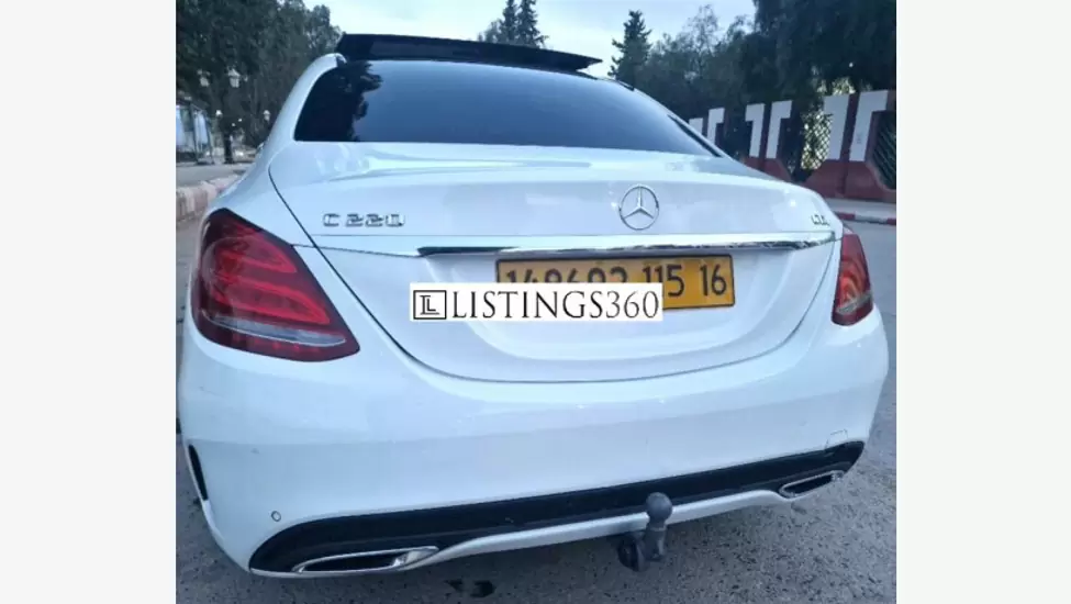 4,850,000 DA Mercedes Classe C 2015 220 AMG Line
